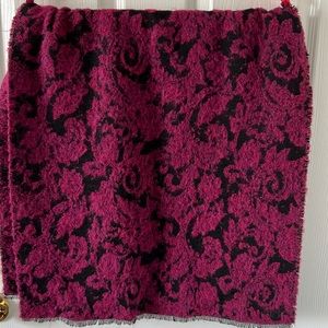 Shawl long scarf worn only twice black and purple/magenta color